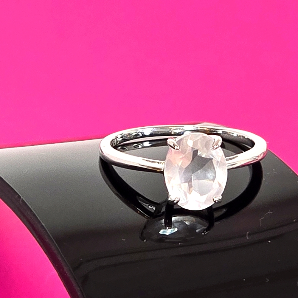 925 Sterling Silver Ring Sz 8.5 with Natural Rose Quartz Gemstone